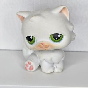 Authentic Littlest Pet Shop #15 White persian cat